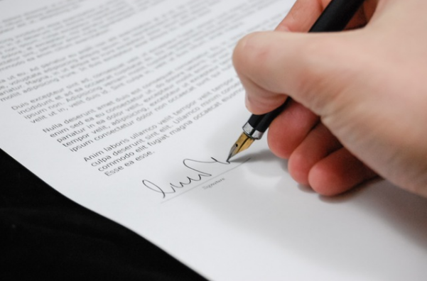 A Startup Owner’s Guide To Watertight Contracts